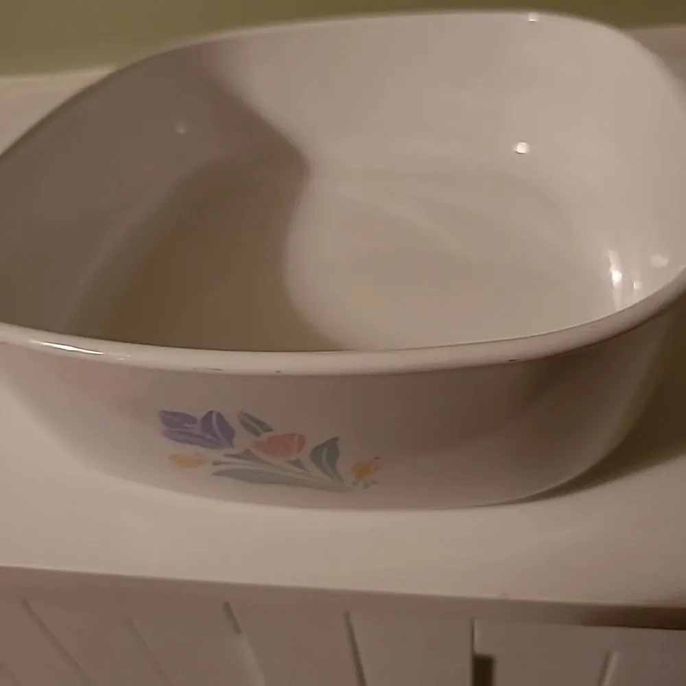 Corningware Friendship Casserole Dish